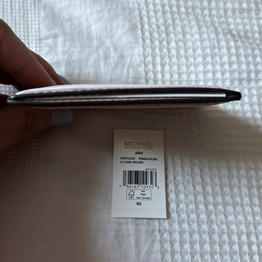 Michael Kors card holder - Picture 4 of 4
